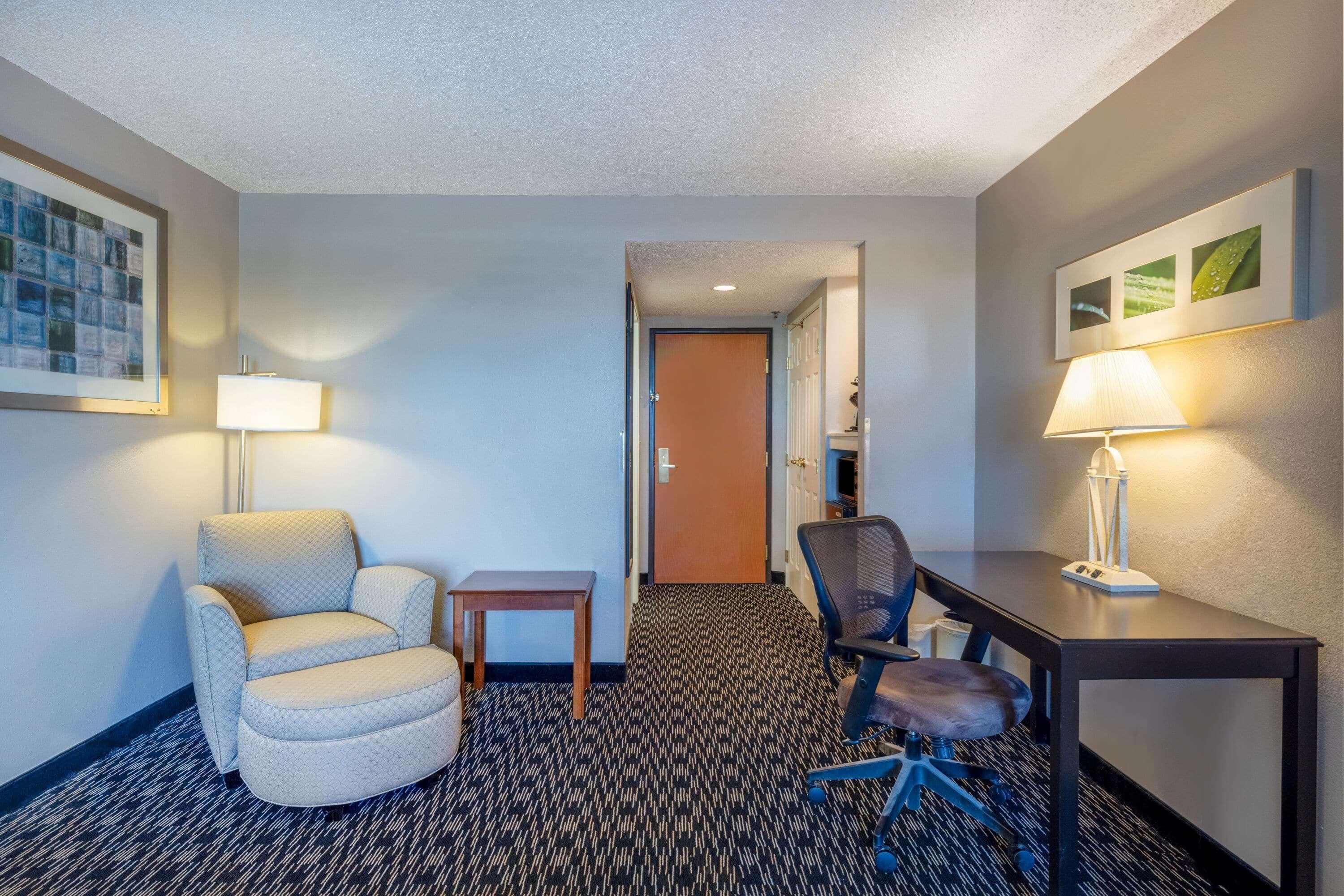 Hotel Wingate By Wyndham Gillette Exterior foto
